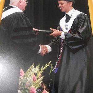 Meet your Posher, Edith